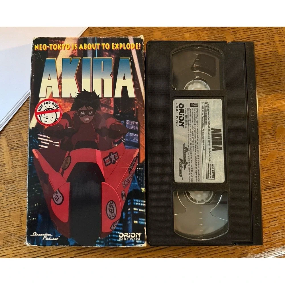 Akira 1989 VHS Anime English Version Katsuhiro Otomo R rated